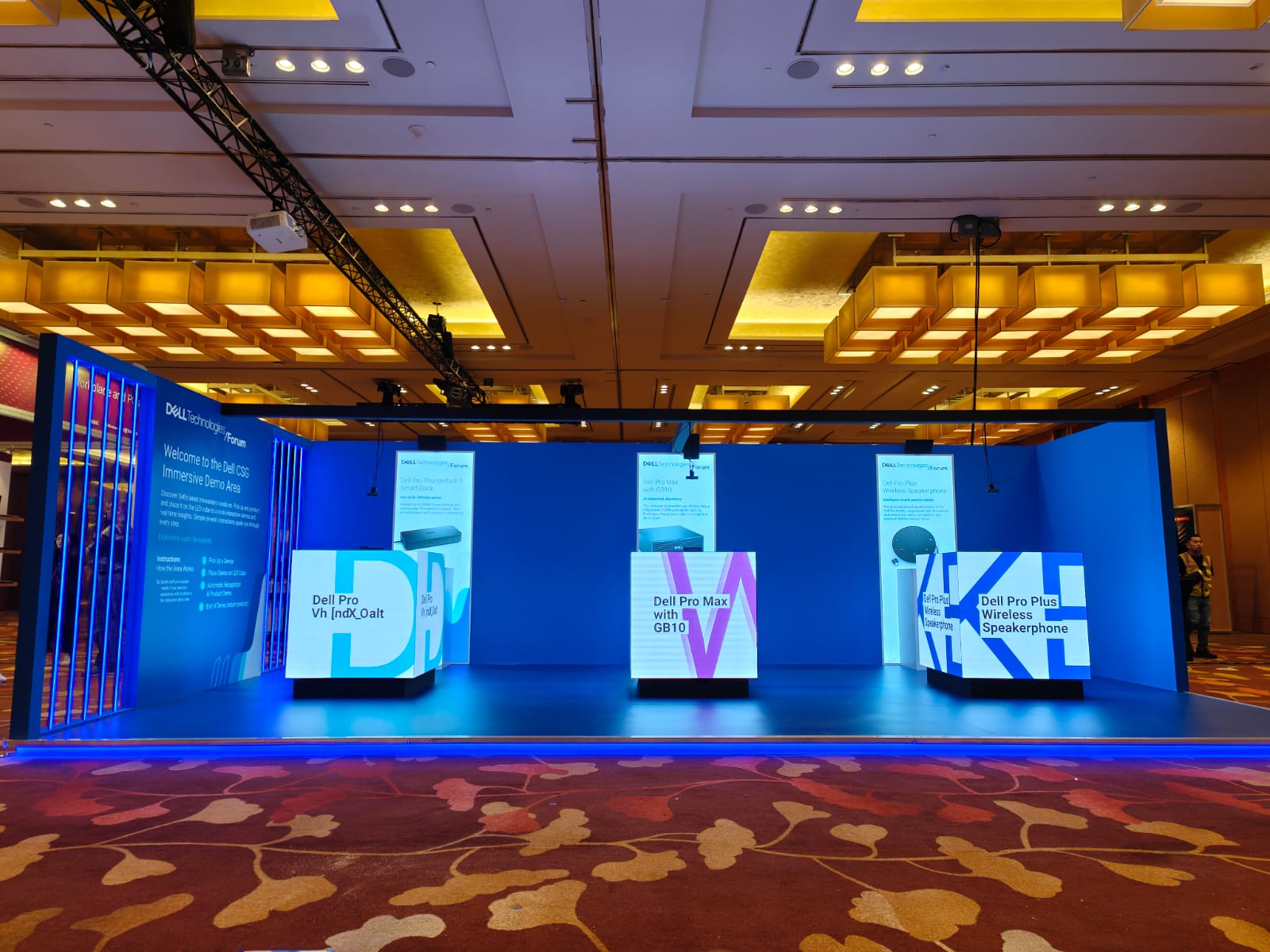 Pantalla LED de cubo